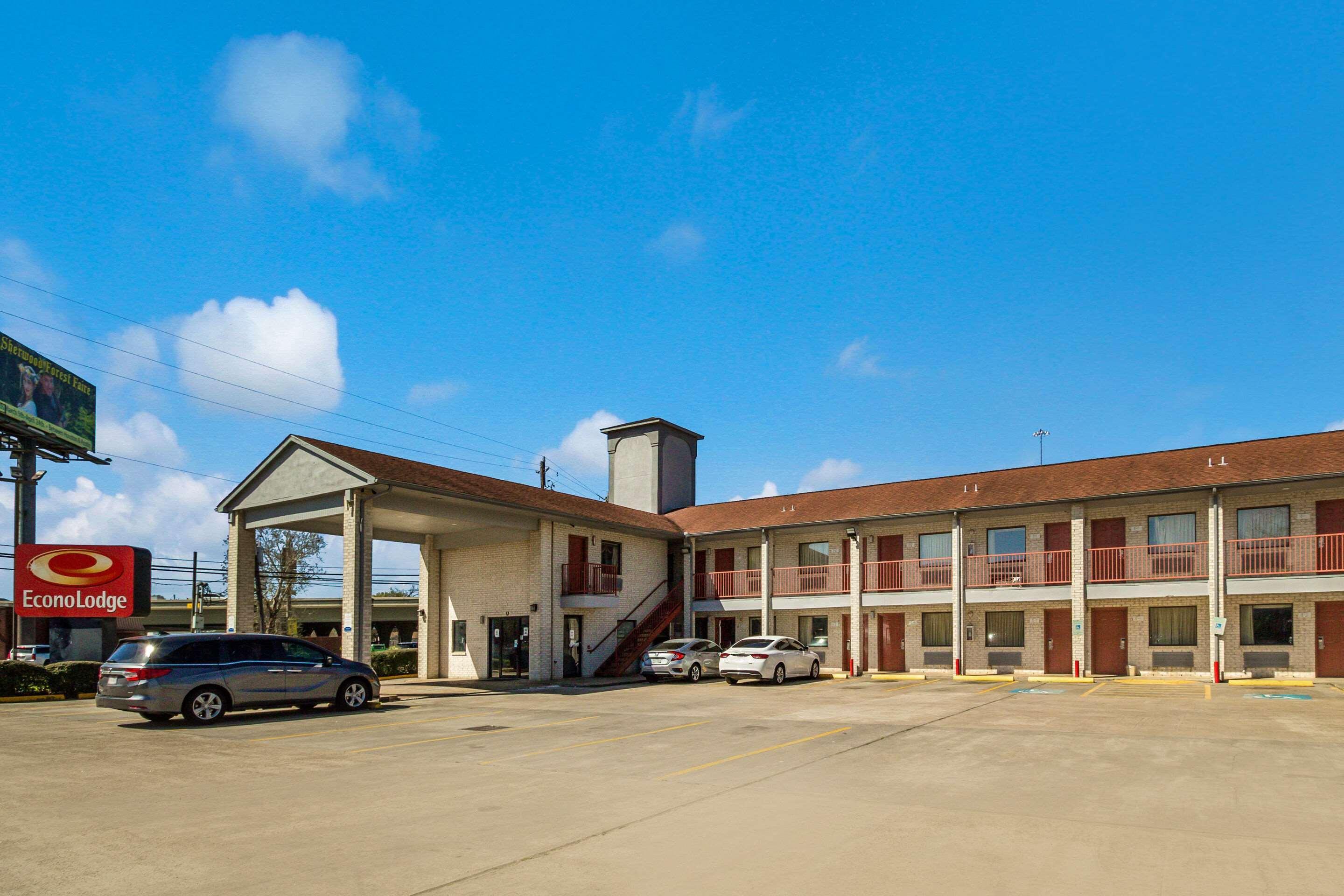 Econo Lodge Houston Brookhollow Exterior photo