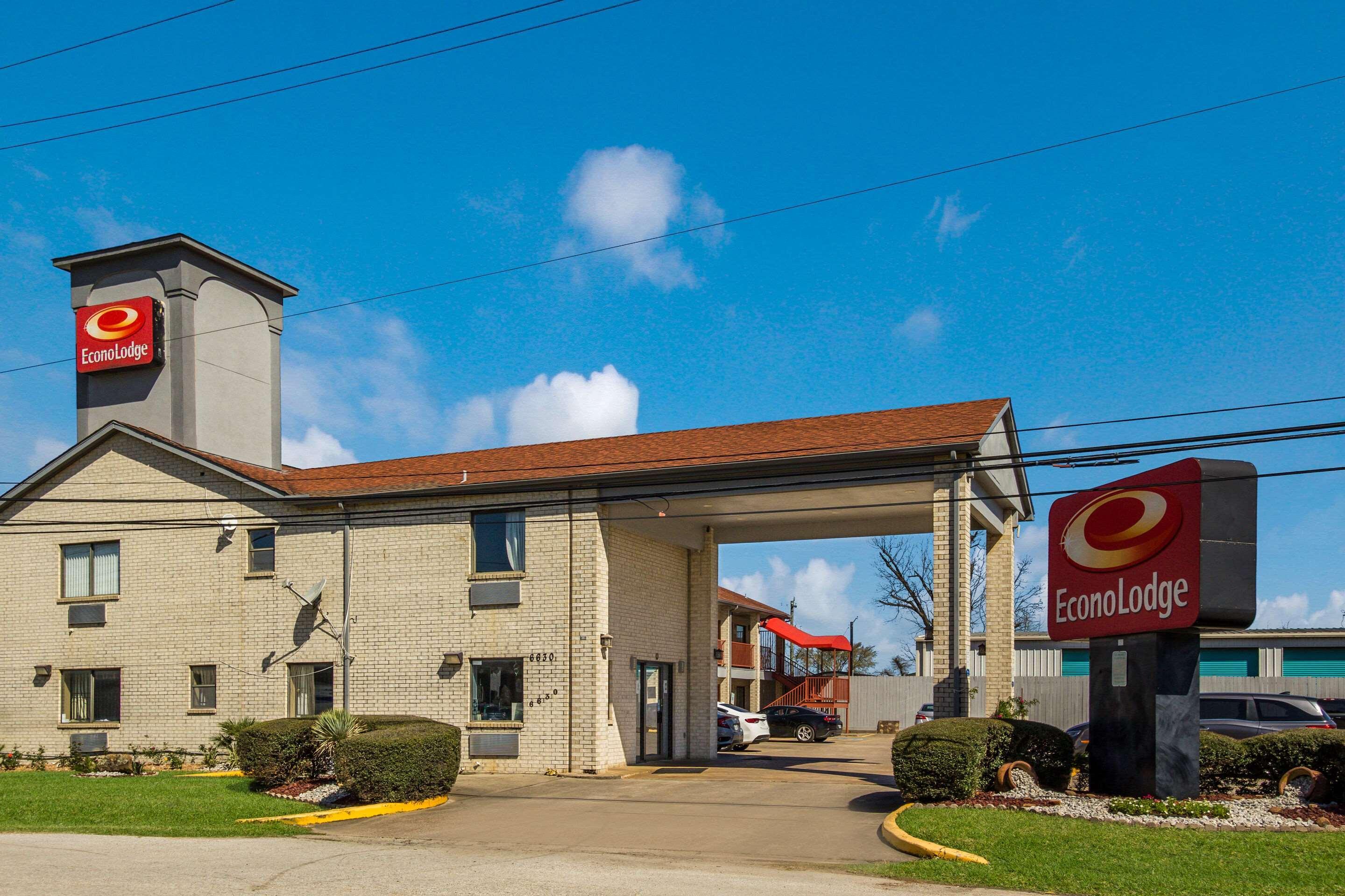 Econo Lodge Houston Brookhollow Exterior photo